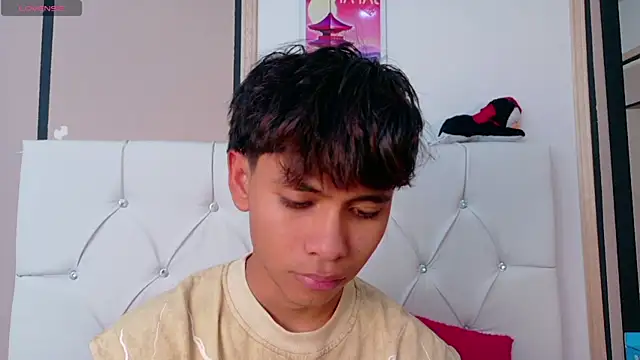 Ethan Westt online show from 04-27-26, 08:51