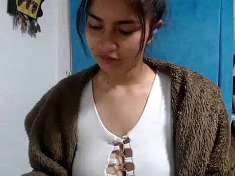 AlanaHotxx online show from 10-02-25, 07:26