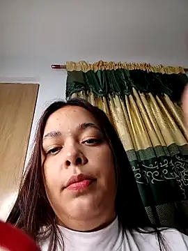 Snapshot of Deepika_padukoneNisha chatting on 09-12-25, 11:43 Deepika padukoneNisha online show from 09-12-25, 11:43