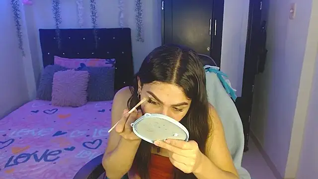 Lyaa Cute online show from 03-06-26, 02:52