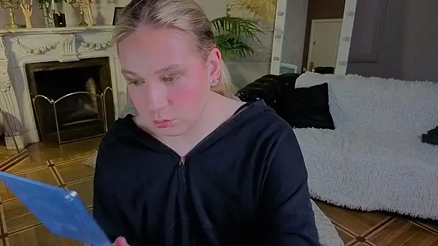 Jes Solar online show from 09-17-25, 02:52