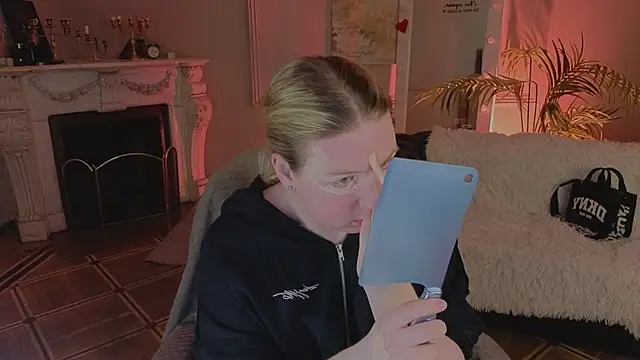 Jes Solar online show from 03-05-26, 10:39