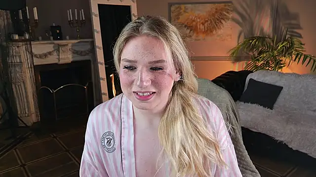 Snapshot of Jes_Solar chatting on 05-19-26, 09:21 Jes Solar online show from 05-19-26, 09:21