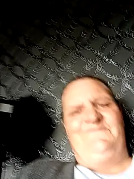 Snapshot of MissQueenBeex chatting on 09-17-25, 12:18 MissQueenBeex online show from 09-17-25, 12:18