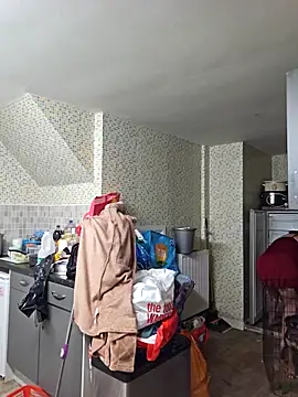 Snapshot of MissQueenBeex chatting on 11-30-25, 04:00 MissQueenBeex online show from 11-30-25, 04:00