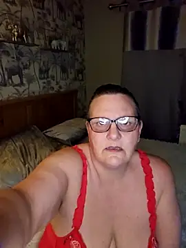 MissQueenBeex online show from 03-31-26, 09:04