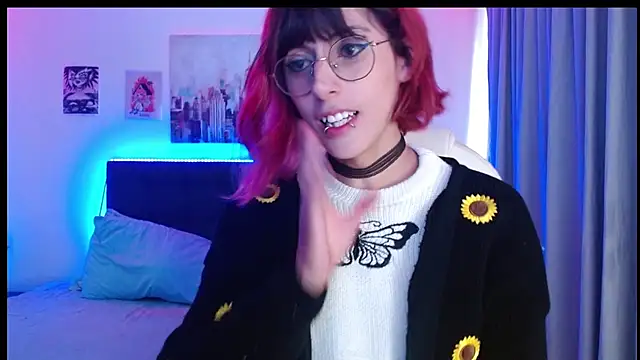 Snapshot of goth_minerva chatting on 11-20-25, 01:22 goth minerva online show from 11-20-25, 01:22