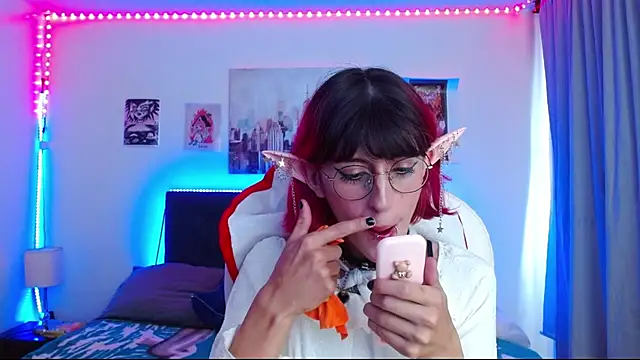 Snapshot of goth_minerva chatting on 11-28-25, 01:47 goth minerva online show from 11-28-25, 01:47