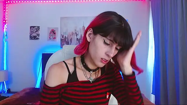 Snapshot of goth_minerva chatting on 12-01-25, 01:38 goth minerva online show from 12-01-25, 01:38