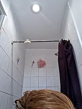 Snapshot of ItsBarbieBitcxxxx69 chatting on 10-12-25, 10:53 ItsBarbieBitcxxxx69 online show from 10-12-25, 10:53