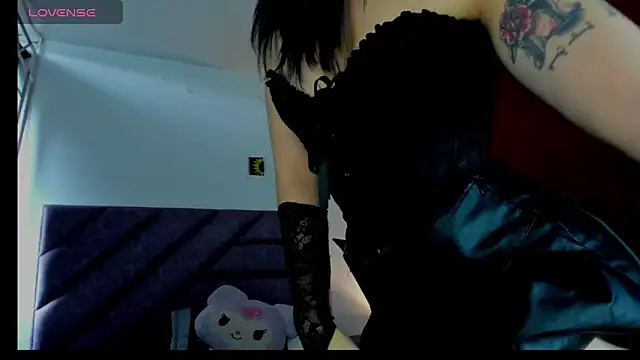 KARINNA  RAVEN online show from 05-28-26, 09:34