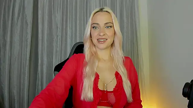Snapshot of _Miss_Valentina_ chatting on 05-16-26, 03:55 Miss Valentina online show from 05-16-26, 03:55