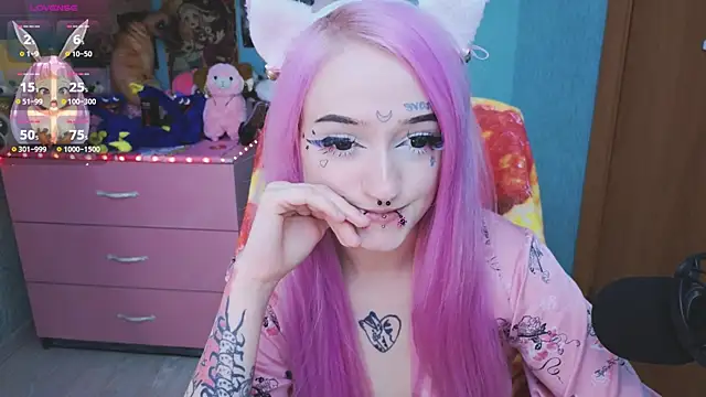 Snapshot of Manuela_unicorn chatting on 09-16-25, 05:41 Manuela unicorn online show from 09-16-25, 05:41