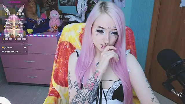 Snapshot of Manuela_unicorn chatting on 10-06-25, 09:01 Manuela unicorn online show from 10-06-25, 09:01