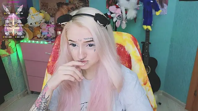 Snapshot of Manuela_unicorn chatting on 11-06-25, 08:21 Manuela unicorn online show from 11-06-25, 08:21