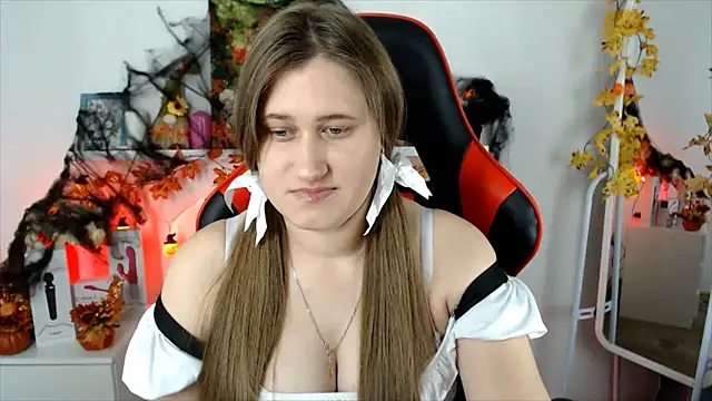 Lucky Lana online show from 10-23-25, 02:55