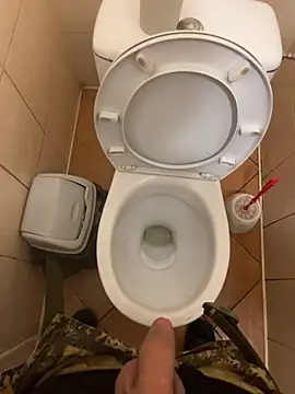 Snapshot of antonysside chatting on 11-29-25, 11:19 antonysside online show from 11-29-25, 11:19