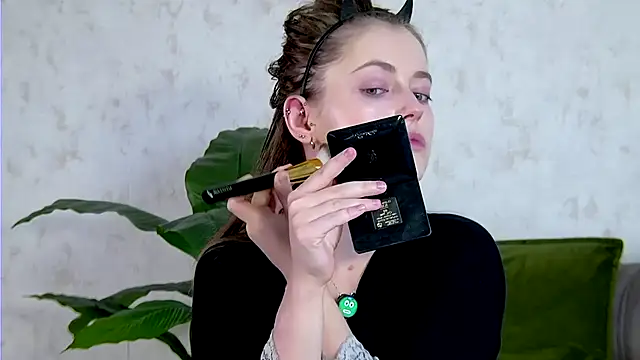 AshleyD  online show from 10-03-25, 03:03