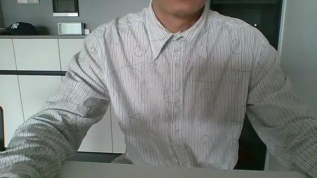 Snapshot of nole_china7 chatting on 09-18-25, 12:12 nole china7 online show from 09-18-25, 12:12