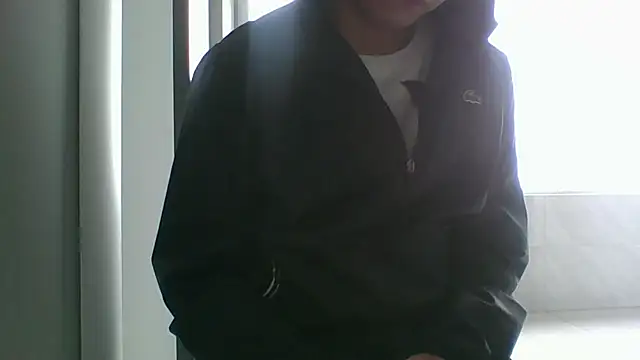 Snapshot of nole_china7 chatting on 10-24-25, 12:52 nole china7 online show from 10-24-25, 12:52