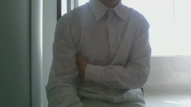 Snapshot of nole_china7 chatting on 10-31-25, 02:01 nole china7 online show from 10-31-25, 02:01