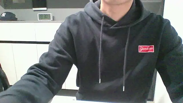 Snapshot of nole_china7 chatting on 11-10-25, 11:31 nole china7 online show from 11-10-25, 11:31