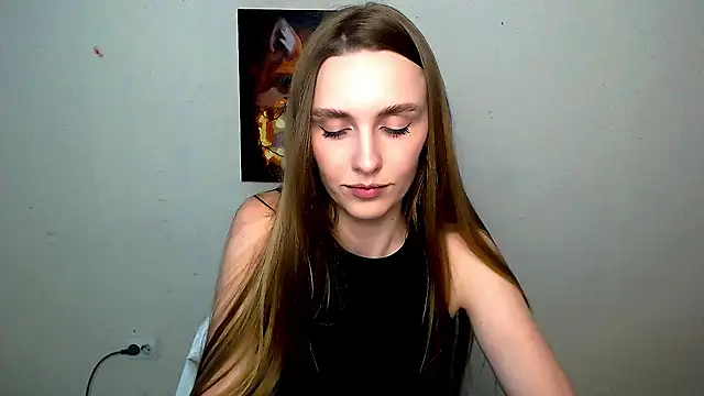 Snapshot of Doll_Angelina chatting on 05-29-26, 06:11 Doll Angelina online show from 05-29-26, 06:11