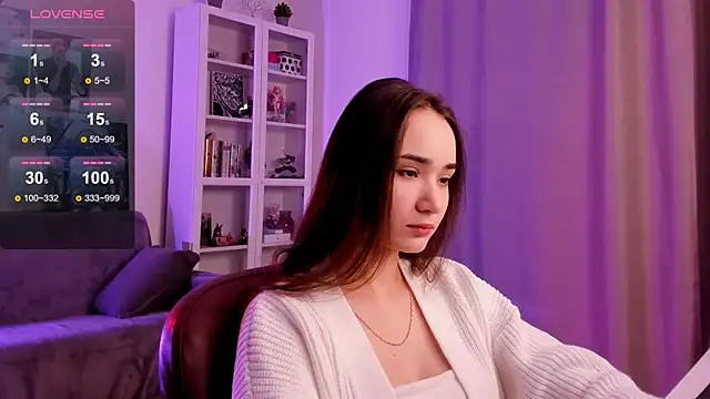 Lillllos online show from 12-22-25, 04:20