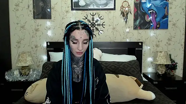 Velvetbat online show from 12-16-25, 06:51