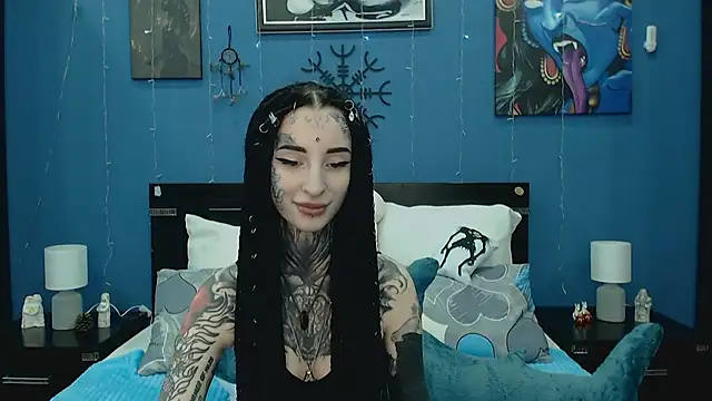 Velvetbat online show from 04-30-26, 07:04