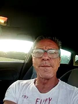 Deddyitalia3 online show from 06-17-26, 05:58