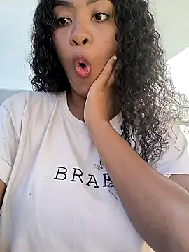 Angel tammy online show from 04-24-26, 05:37