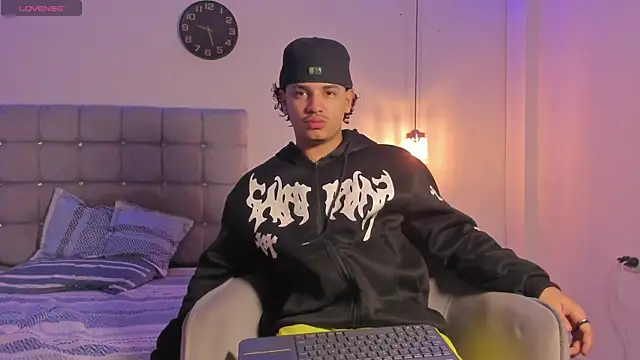 samxx muscle online show from 10-23-25, 01:43