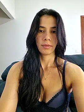 suzy20252 online show from 09-22-25, 11:23