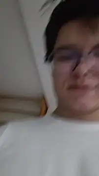 Snapshot of TimiidoSP011 chatting on 11-12-25, 01:06 TimiidoSP011 online show from 11-12-25, 01:06