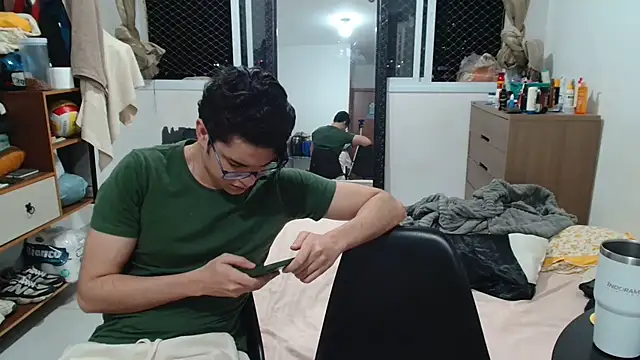 Snapshot of TimiidoSP011 chatting on 11-29-25, 12:24 TimiidoSP011 online show from 11-29-25, 12:24