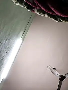 Eshwari Chopra online show from 10-24-25, 02:30