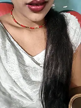 Eshwari Chopra online show from 03-17-26, 04:28