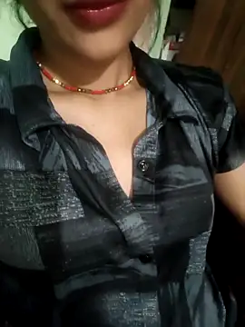 Eshwari Chopra online show from 04-03-26, 03:37