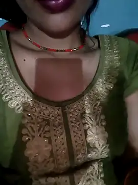 Eshwari Chopra online show from 04-25-26, 01:14