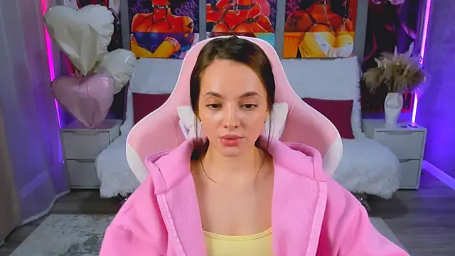 MelanieAlves online show from 03-10-26, 06:02