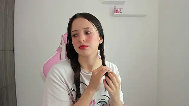 Snapshot of ImBunnyNova chatting on 09-24-25, 02:53 ImBunnyNova online show from 09-24-25, 02:53