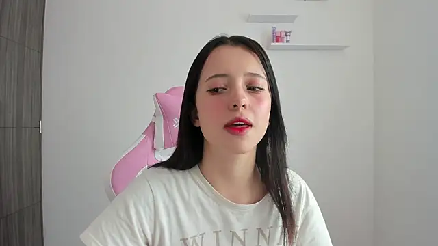 Snapshot of ImBunnyNova chatting on 09-29-25, 02:00 ImBunnyNova online show from 09-29-25, 02:00