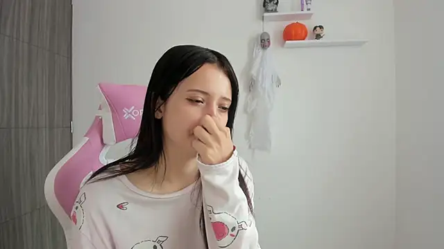 Snapshot of ImBunnyNova chatting on 10-14-25, 12:50 ImBunnyNova online show from 10-14-25, 12:50