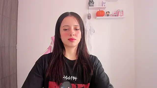 Snapshot of ImBunnyNova chatting on 10-29-25, 01:57 ImBunnyNova online show from 10-29-25, 01:57