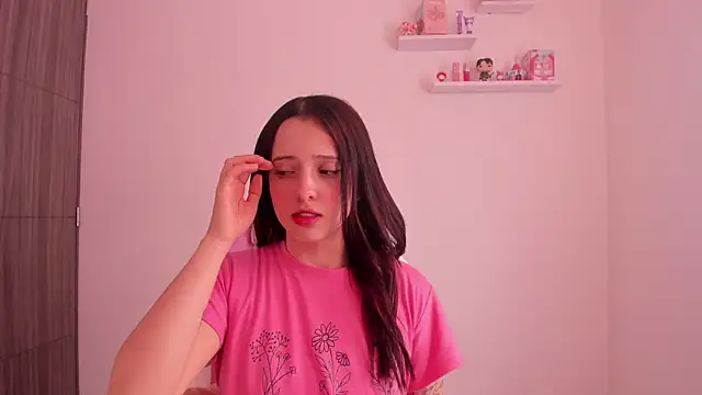 Snapshot of ImBunnyNova chatting on 11-21-25, 01:43 ImBunnyNova online show from 11-21-25, 01:43