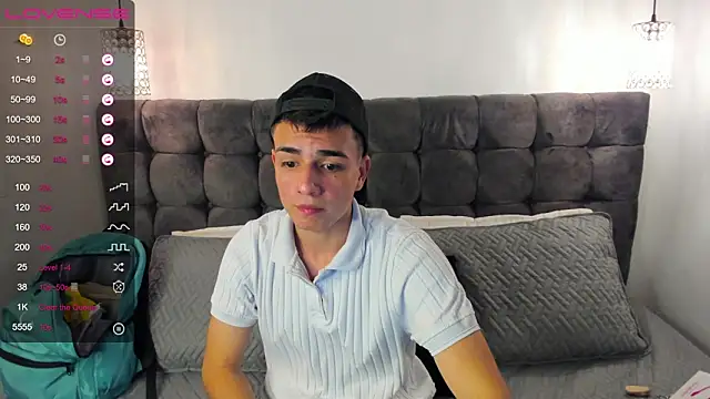 Hotboy21  online show from 03-19-25, 01:40