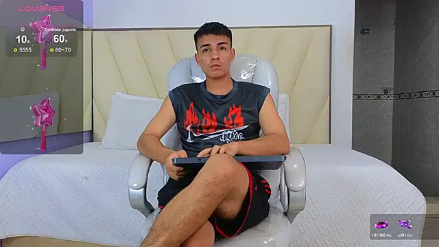 Hotboy21  online show from 11-12-25, 03:51