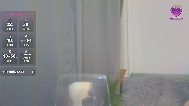 Snapshot of MellisaKim chatting on 10-11-25, 09:35 MellisaKim online show from 10-11-25, 09:35