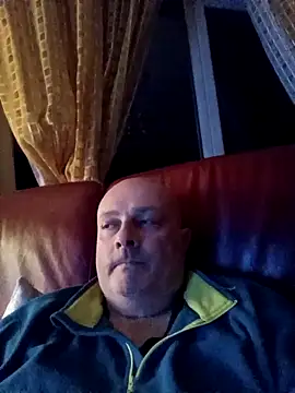 Alexis Bull online show from 03-24-26, 12:04